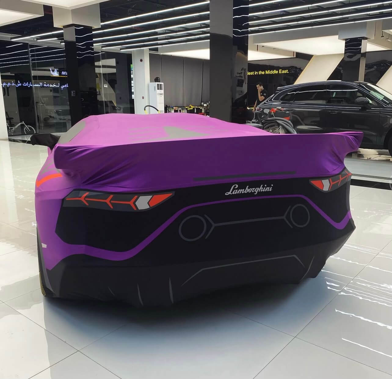 Silhouette Series: VIP Limited Edition Covers For Lamborghinis