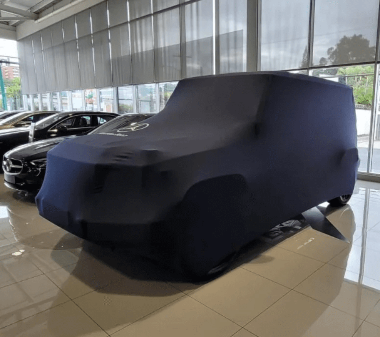 Mercedes-Benz Indoor Car Cover – Premium Stretch & Elastic Fit for All Models