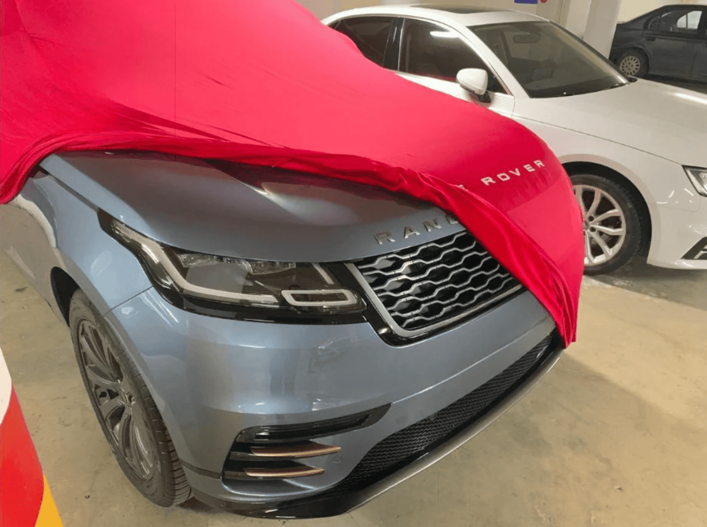 Range Rover Indoor Car Cover – Premium Stretch & Elastic Fit for All Models